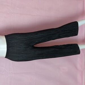 Nasty Gal Plisse To Meet You Culottes Pants in Black size 4